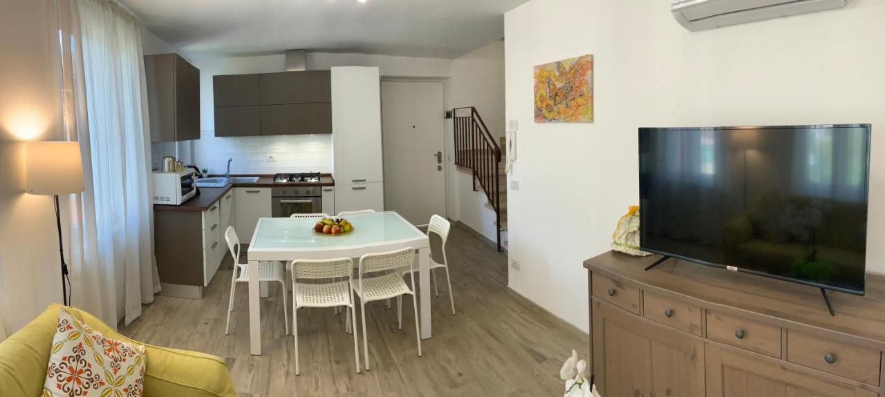 Casa La Wanda - Camaiore Toscana - 2 Bedroom & Terrace Zewnętrze zdjęcie